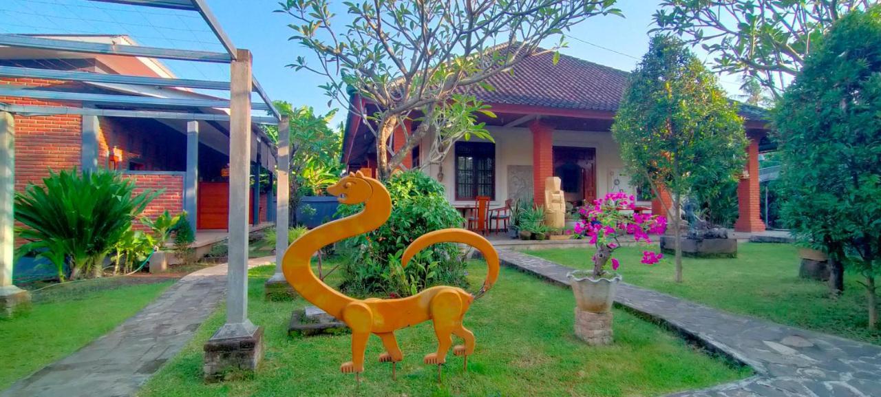Tunjung Guest House Lovina Beach Buleleng  Bagian luar foto
