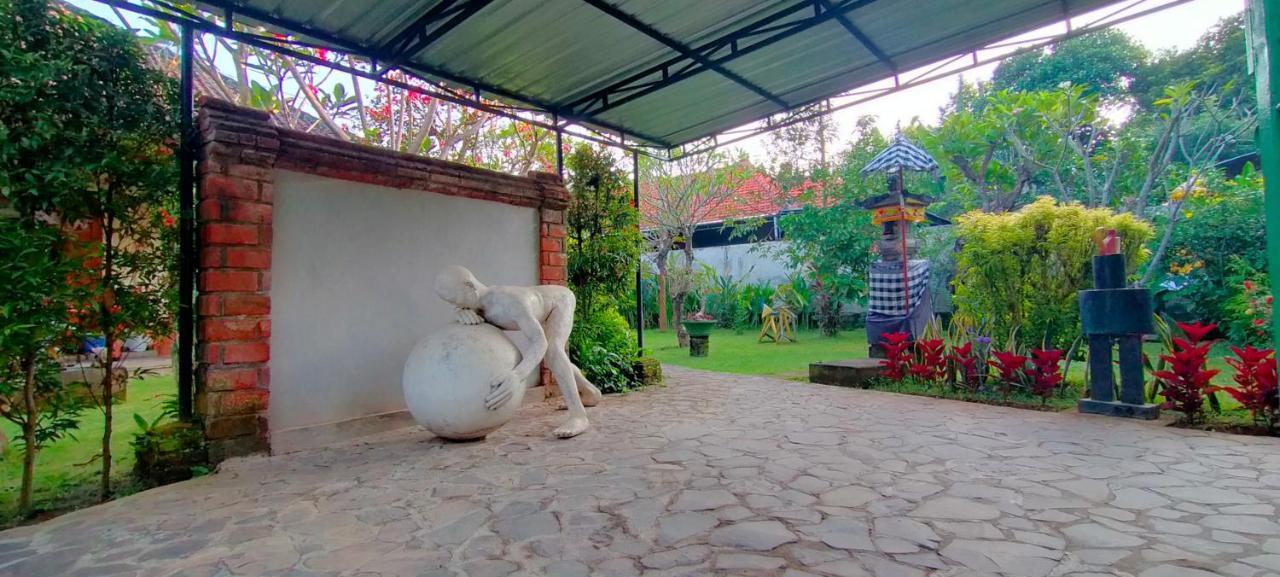 Tunjung Guest House Lovina Beach Buleleng  Bagian luar foto